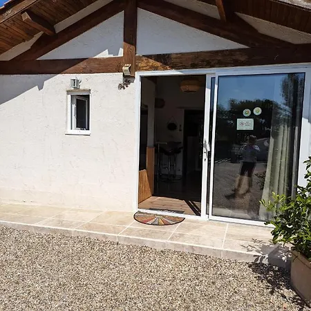 Holiday home Chez Les Martin Castelnau-de-Medoc